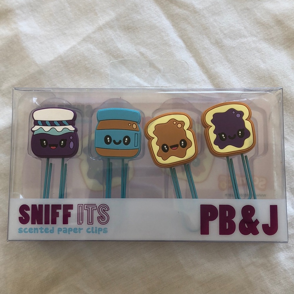 PB&J Sniff It’s scented paper clips